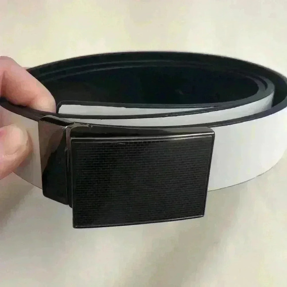 Black or White Reversible Men's belt - Picture 1 of 5